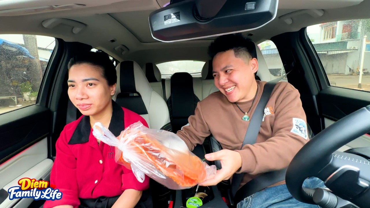 Starting the Year Right as Dad and Mom Go to the Market Together