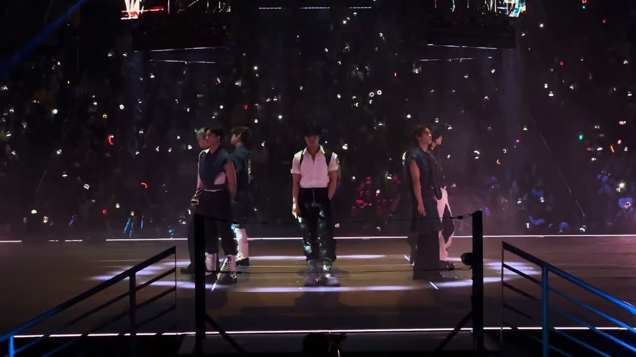 [4KHDR/60FPS] Stray Kids - Intro + S-Class @ KCON LA 2023 08/20/2023