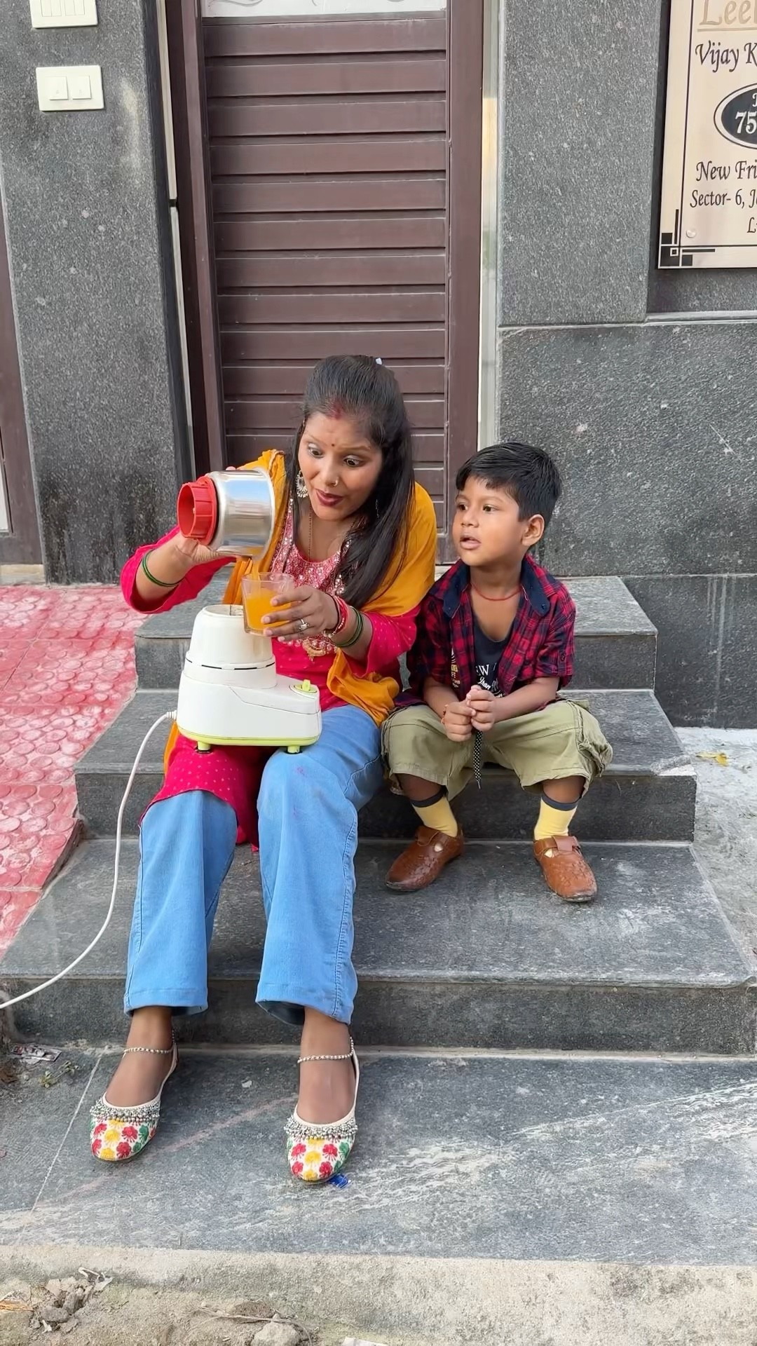 Ayaan babu kisi ko Musibat me nahi dekh sakte ?❤️ #shorts #emotional #concept #story #comedyvideo