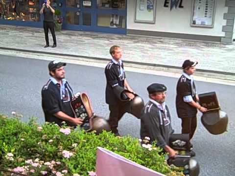 Lauterbrunnen Giant Cowbells Parade