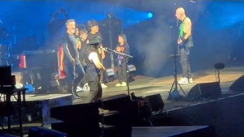 System of a Down - Toxicity + Sugar (bands kids come on stage) live @ Soldier Field Chicago 09/01/25