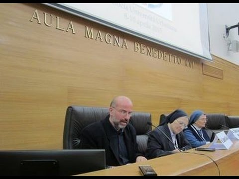 Video: Com'è Il Servizio Pasquale In Chiesa