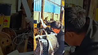 TEKNIK || Proses memasang magnet Neodymium super kuat pada sebuah mesin industri #shorts