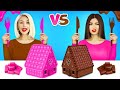 ¡Desafío chicle vs chocolate! Comiendo dulces y batalla de soplado de chicle gigante por RATATA