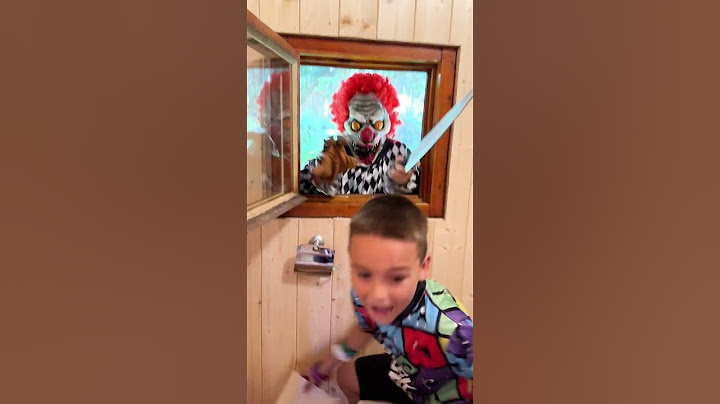 Tary Camp je plný klaunů! 😵