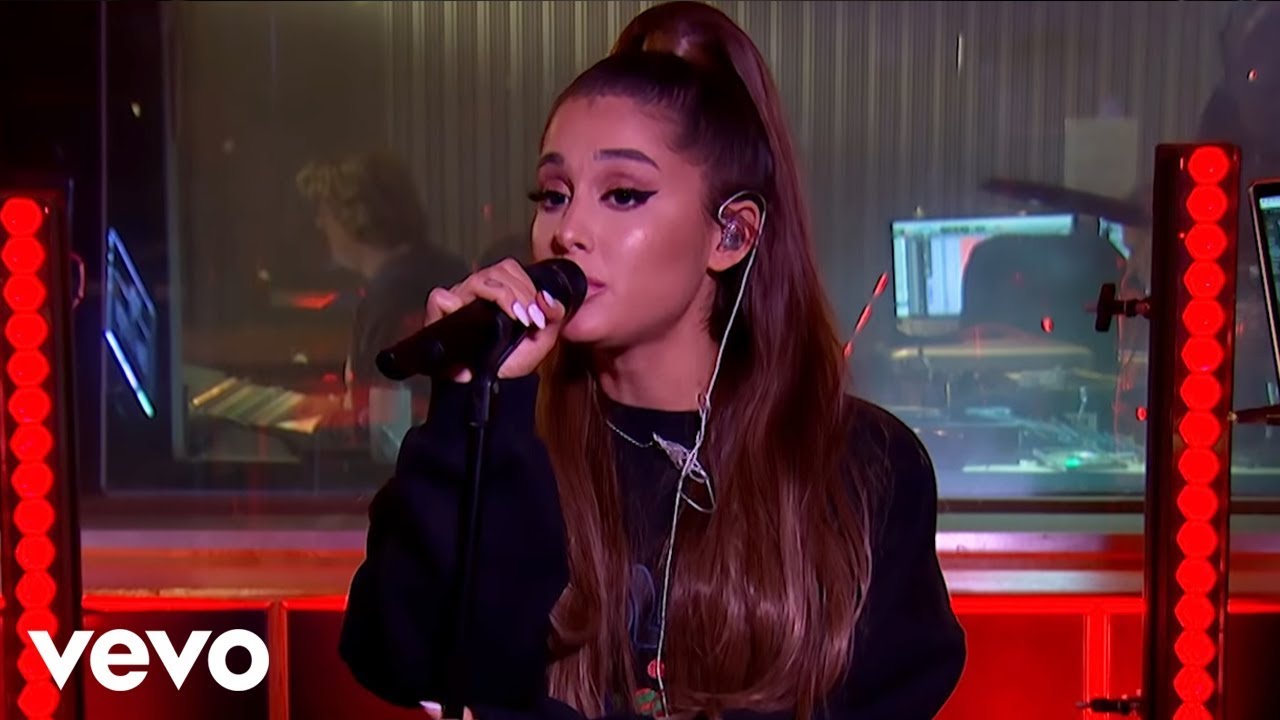 Watch Ariana Grande Cover Thundercat S Them Changes Pitchfork - 