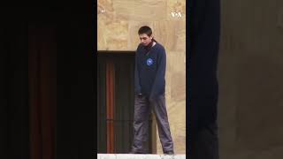 Gürcüstan “xarici agentlər” haqda qanunu qəbul edib, parlament yaxınlığında etirazçılar saxlanılıb