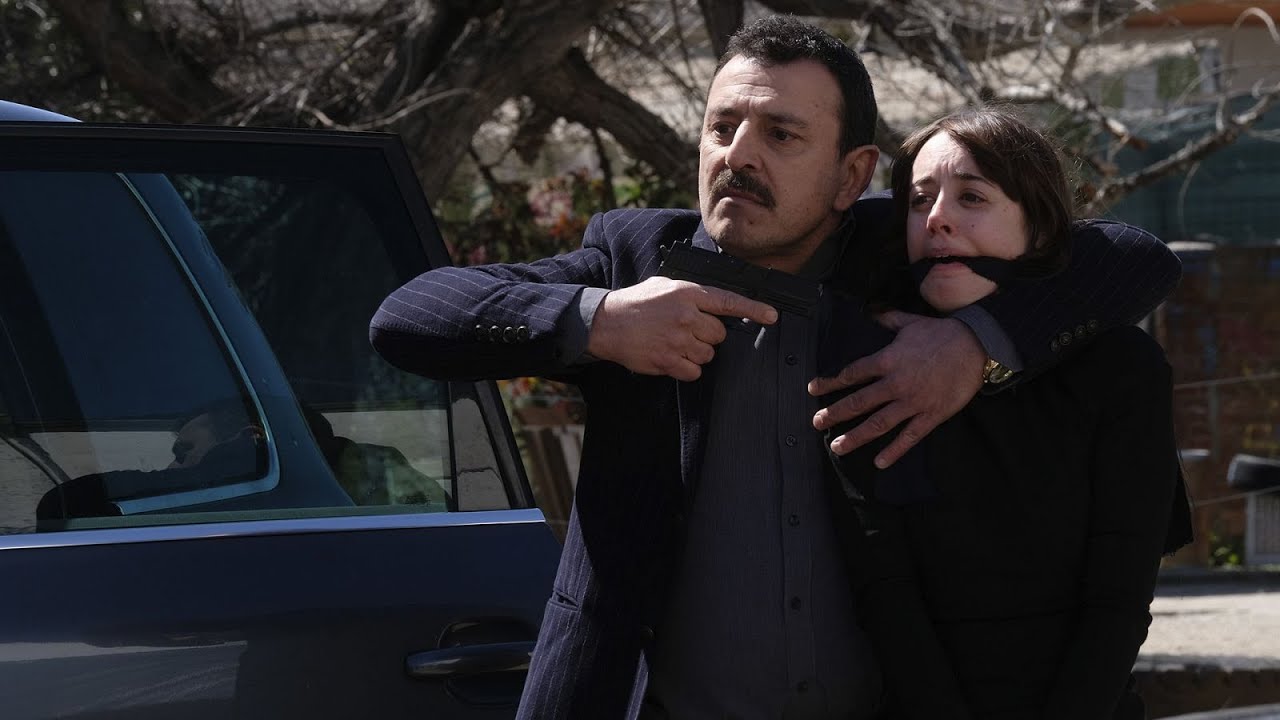 Bremón salva a su hija Isa, secuestrada por un policía | Mejores momentos | Servir y Proteger TVE 