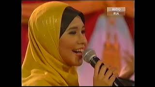 Lagu Raya Minal Aidil - Sharifah Aini & Waheeda