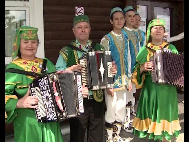 Уже в третий раз центр татарской и башкирской культуры представил Серов на областном Сабантуе