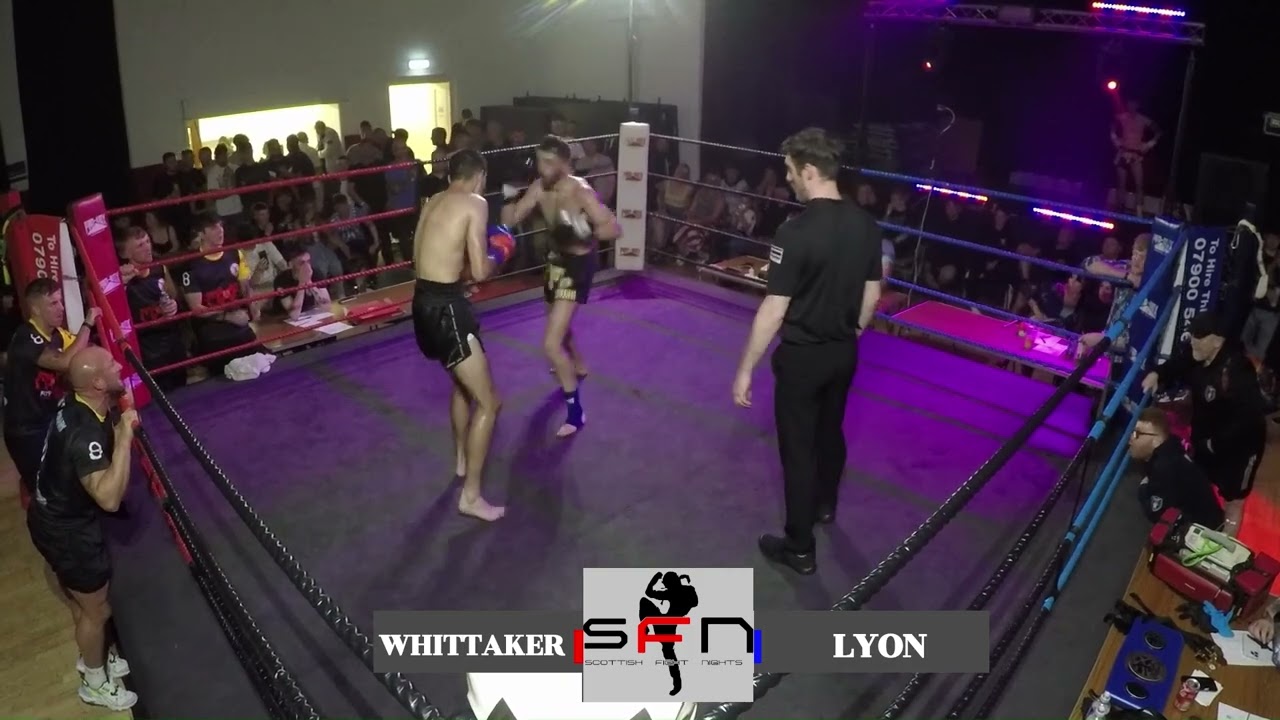 Julian Lyons vs Ryan Whittaker