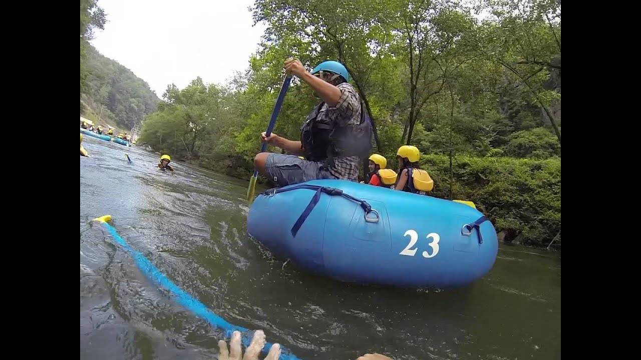 thrown off raft while white water rafting - YouTube