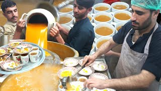 Afghani Pathan Selling Famous Peshawri Yakhni Soup | Famous Street Yakhni @KhandaniStreetFood