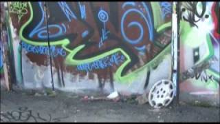 Life is Beautiful - Sixx:A.M. - Student Film / Music Video