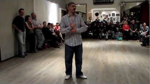 Tango Lesson: Vals Phrasing, Syncopation, and Spins