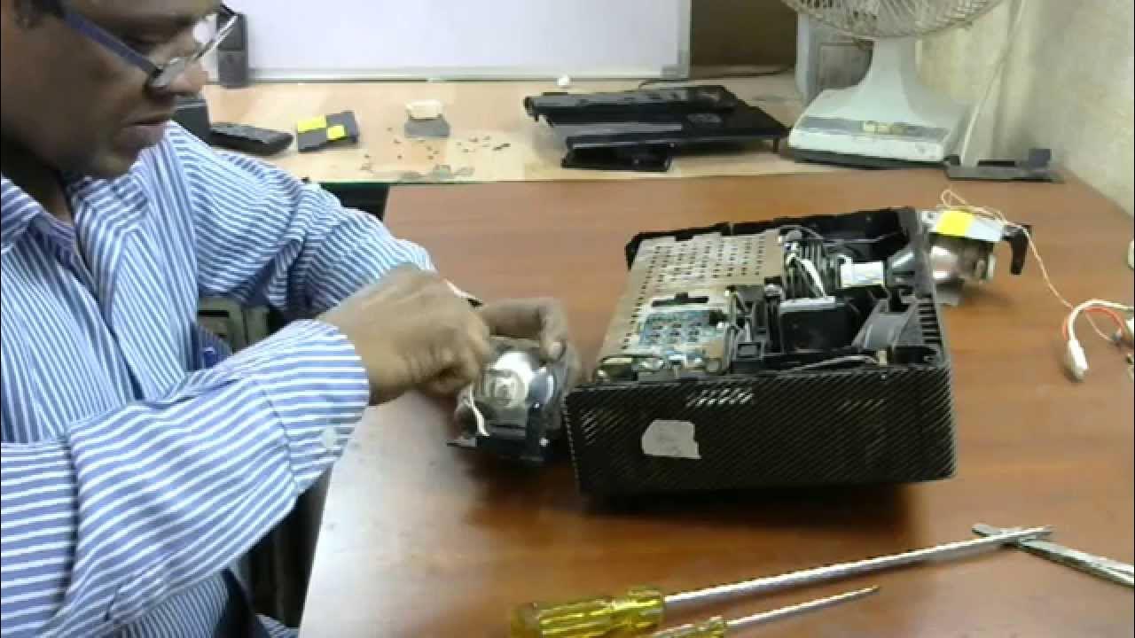 acer x1111a dlp projector problem is lamp error and how to lamp change