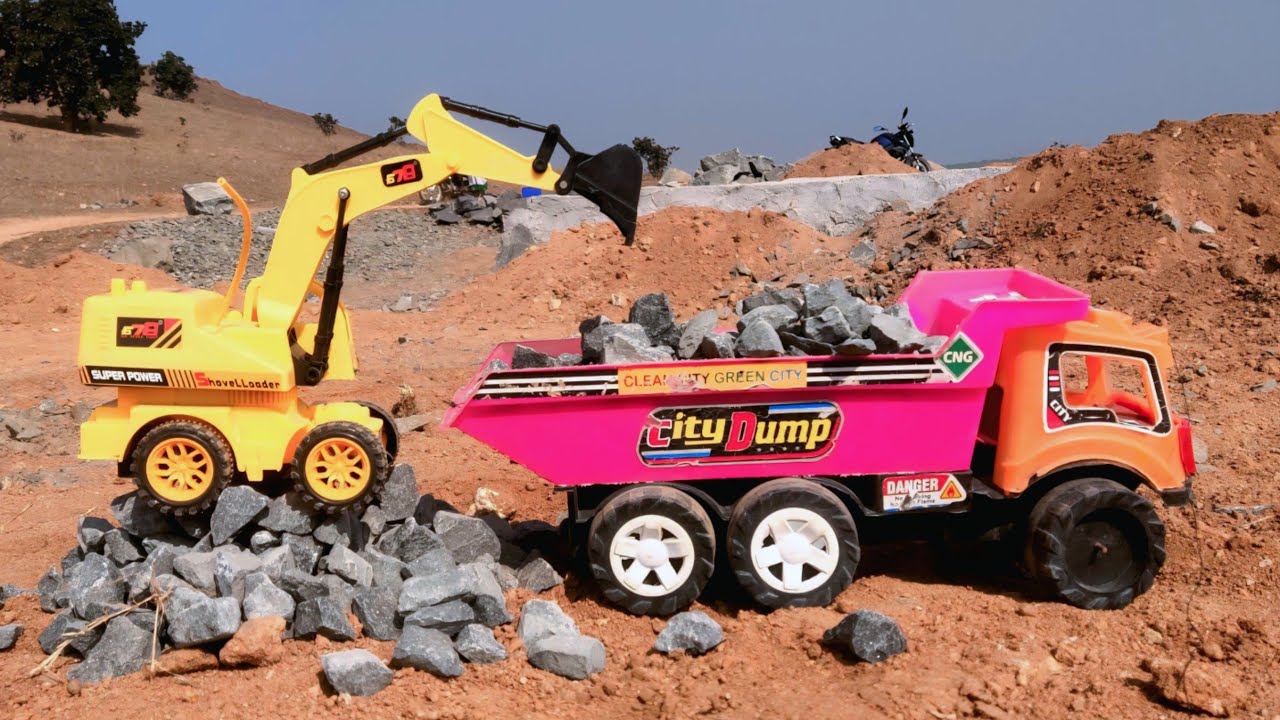 JCB Lodeed Stone Into Ashoka Leyland Truck Car Accident 5XD Live Accident 