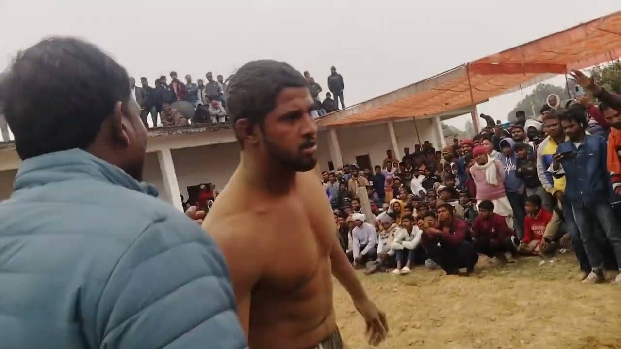 शैलेश पहलवान गोरखपुर रेलवे स्टेडियम शिवानंद पहलवान कौवाठौर मेहदावल संत कबीरनगर ने आसमान दिखाया