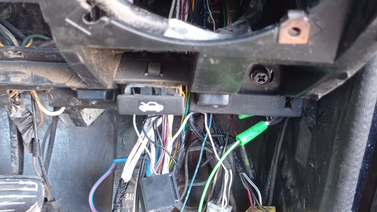 Penyebab Sekring Engine Sering Putus Pada Mobil Isuzu Panther