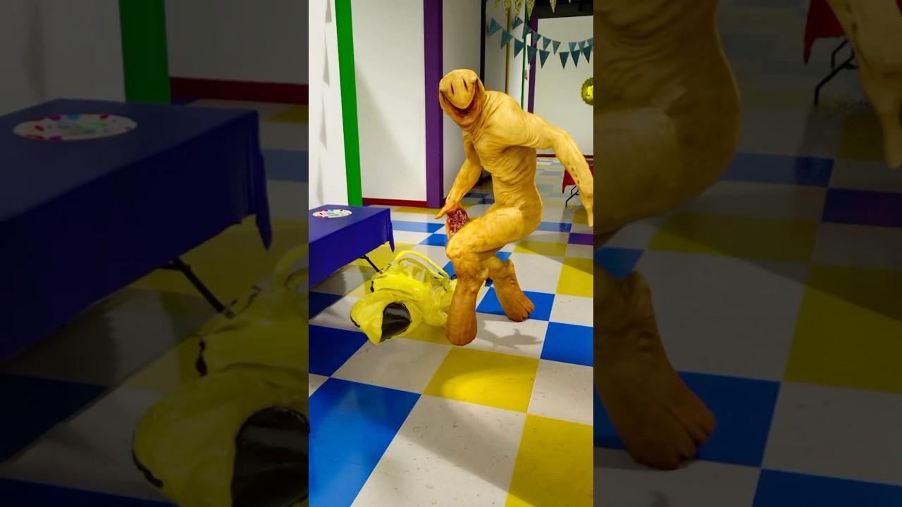 No mires a esta entidad por mucho tiempo #fnaf #backrooms #scp #juegos