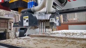 LIH-WOEI CNC router- 9 boring head with 2 side boring and saw - wood working CNC machinery