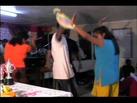 Fiji Bhajan Kirtan--Avinesh Chand vs. Manjeep Pras...