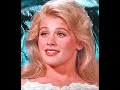 A necklace that sealed a girl's memories for a thousand years #viralvideo #viral #movies