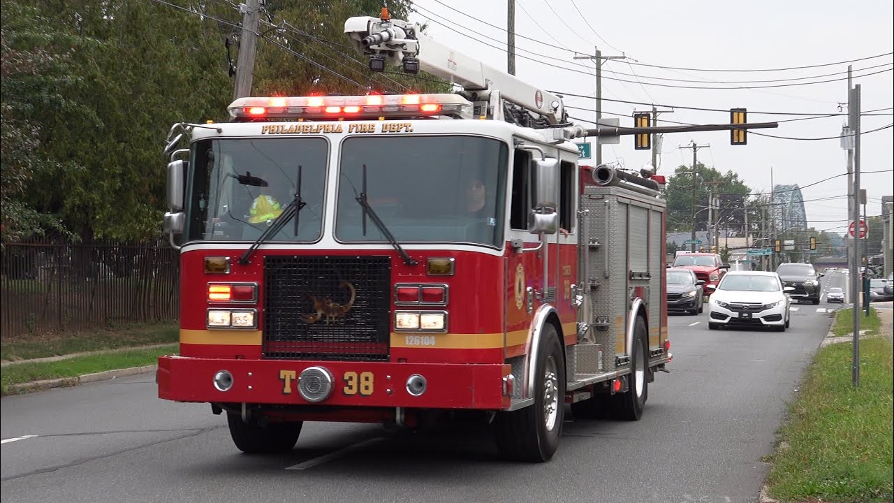 Philadelphia Fire Department Water Tower 38 Responding 