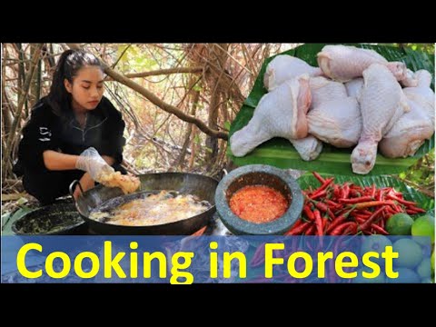 Chinese food recipes - Amazing cooking chicken leg crispy with chili sauce - Cooking in forest