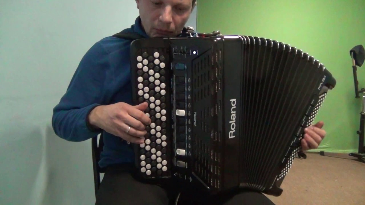 Баян крупным планом