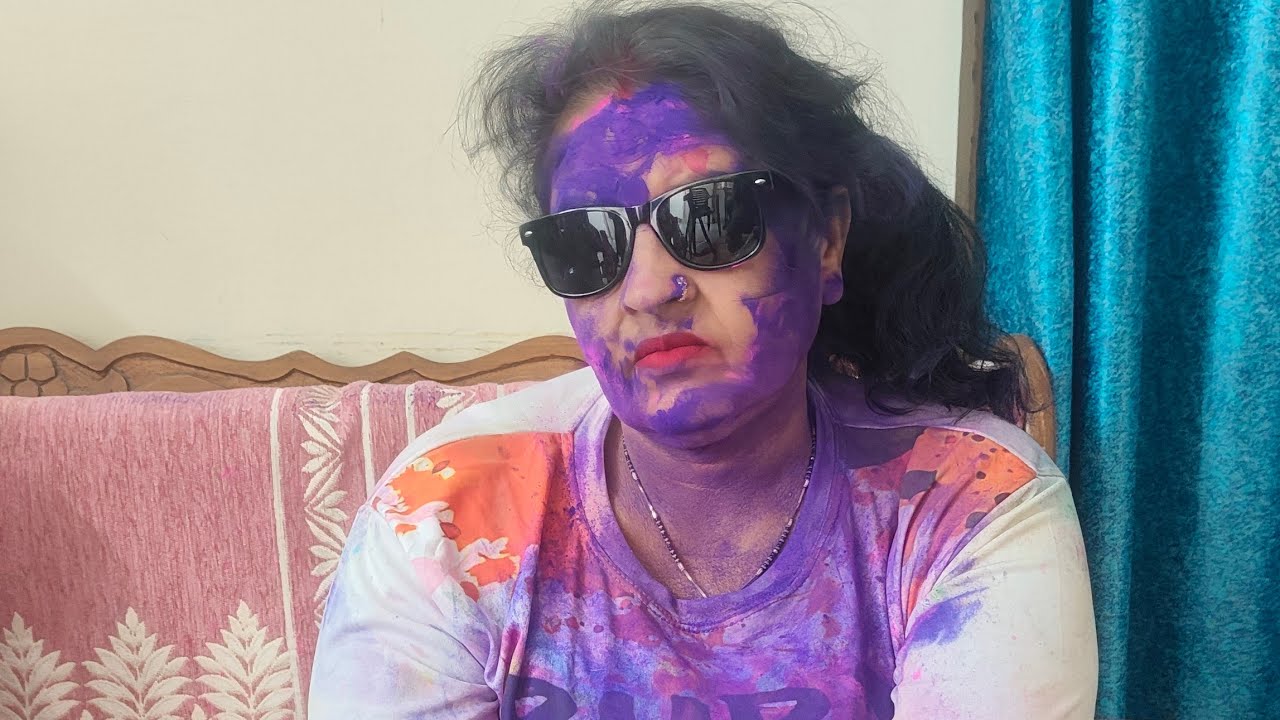 Santra Rani Ka Dance  is live