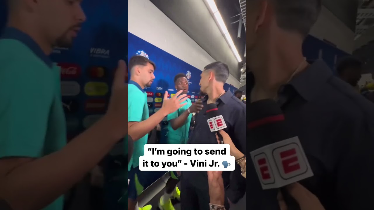 RESPETO entre Daniel Muñoz y Vinicius Jr. 💛 (via @toquesports) 