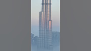 Dubaï au-dessus des nuages