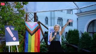 Idotchka Stand-up @Openly Queer Mic, Baltic Pride 2022 - My Mother and Pride