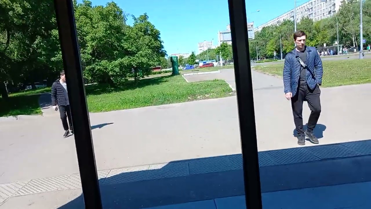 метро Пражская, Южный выход 8