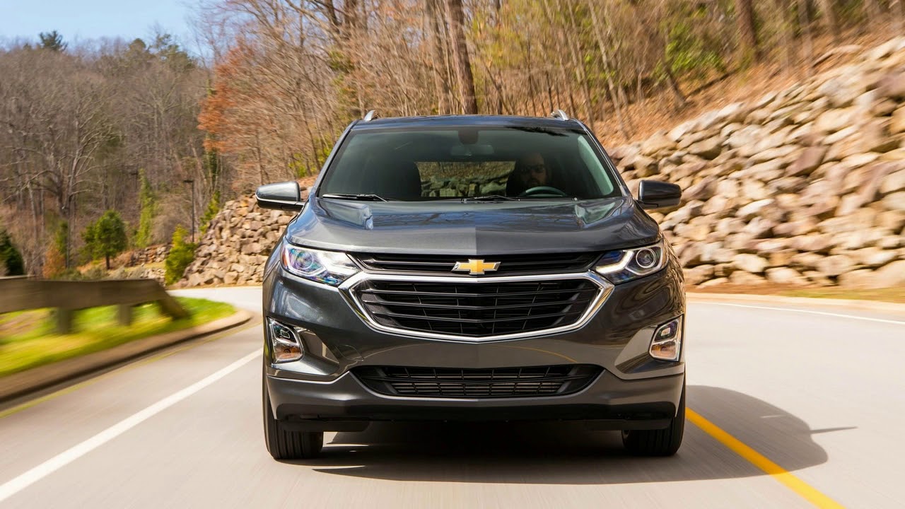 Капот шевроле эквинокс. Chevrolet Equinox 2018. Шевроле Эквинокс 2018. Chevrolet Equinox 3. Chevrolet Equinox lt 2018.