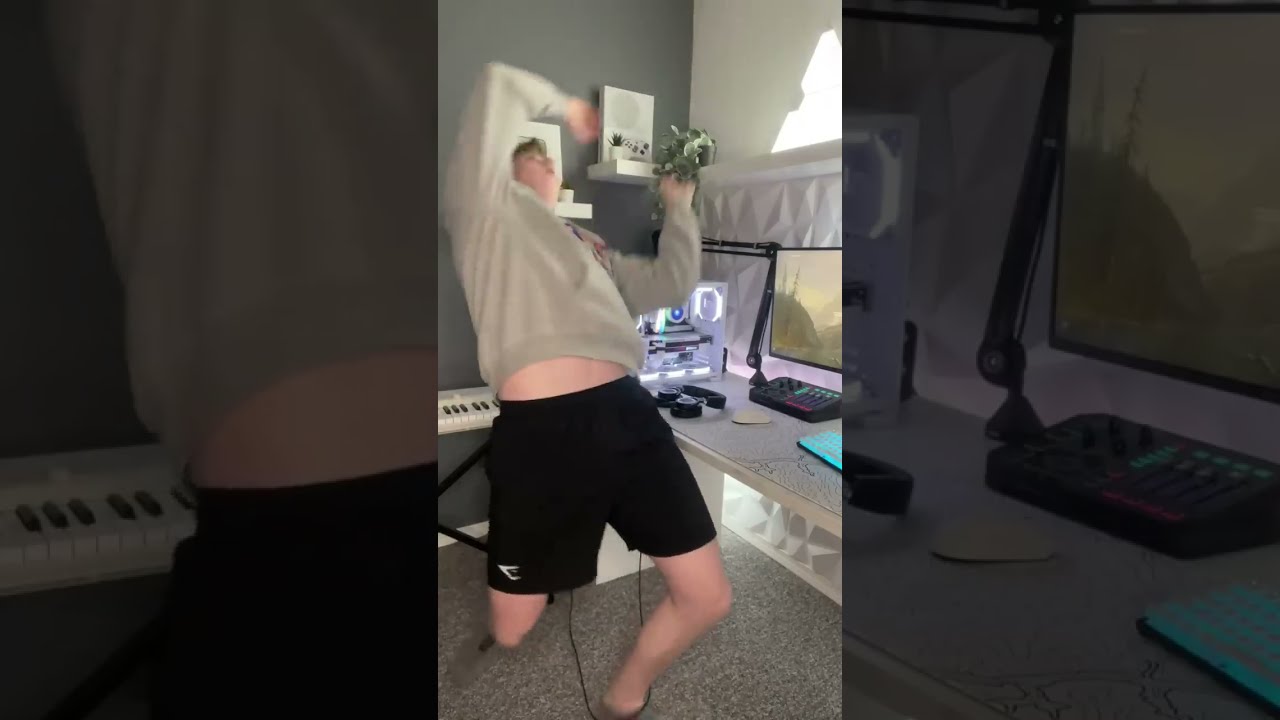 When Your Doing Chores And You Accidentally Start Gaming Shorts