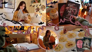 READING VLOG | three atmospheric books, baking, and other fall things🍂