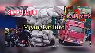 DJ kutimang timang adik ku sayang versi kumpulan truk oleng dari beberapa CCTV