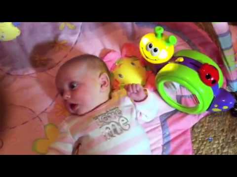 camera iphone 8 plus apk Murphy playing with her toy
