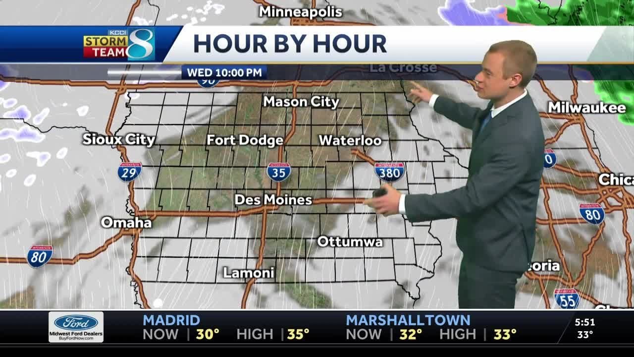Snow showers continue today - YouTube