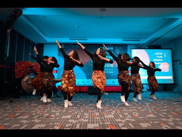 Agriculture Dance Crew at ASEAN Youth Initiative Conference 2018 class=