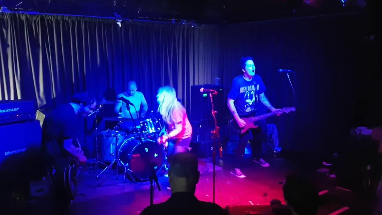 NO MATTER LIVE IN CAMDEN 5-7-17 - Umlaut records