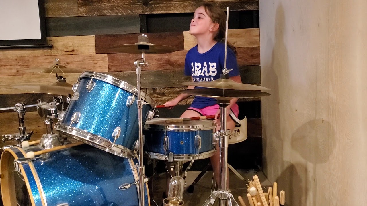 Little drummer girl! YouTube