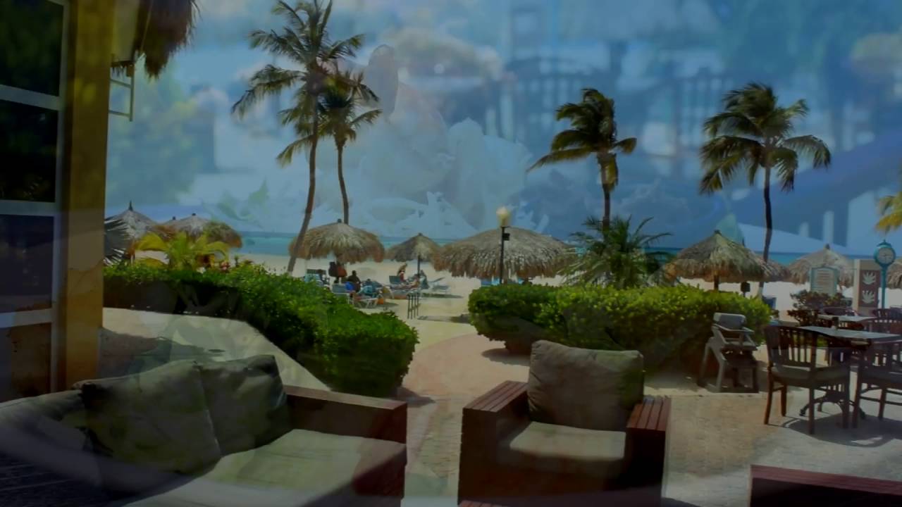 Lunch by the beach / Waters Edge 12N Aruba - Restaurant & Bar