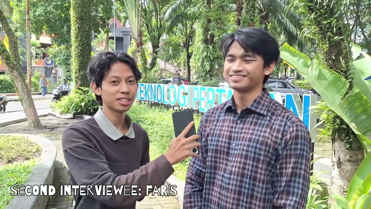 The benefit of hydroponics for industrial from agroindustry student - Group 9