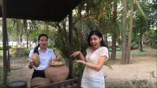 The steps of teaching  prepositions using  objects for Thai  students Grade3