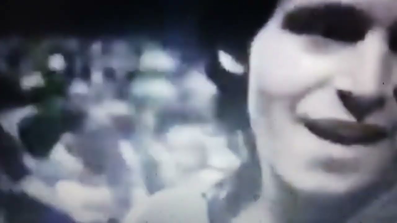 HEAR ME BEATS WHITE UZI20240503 1517021