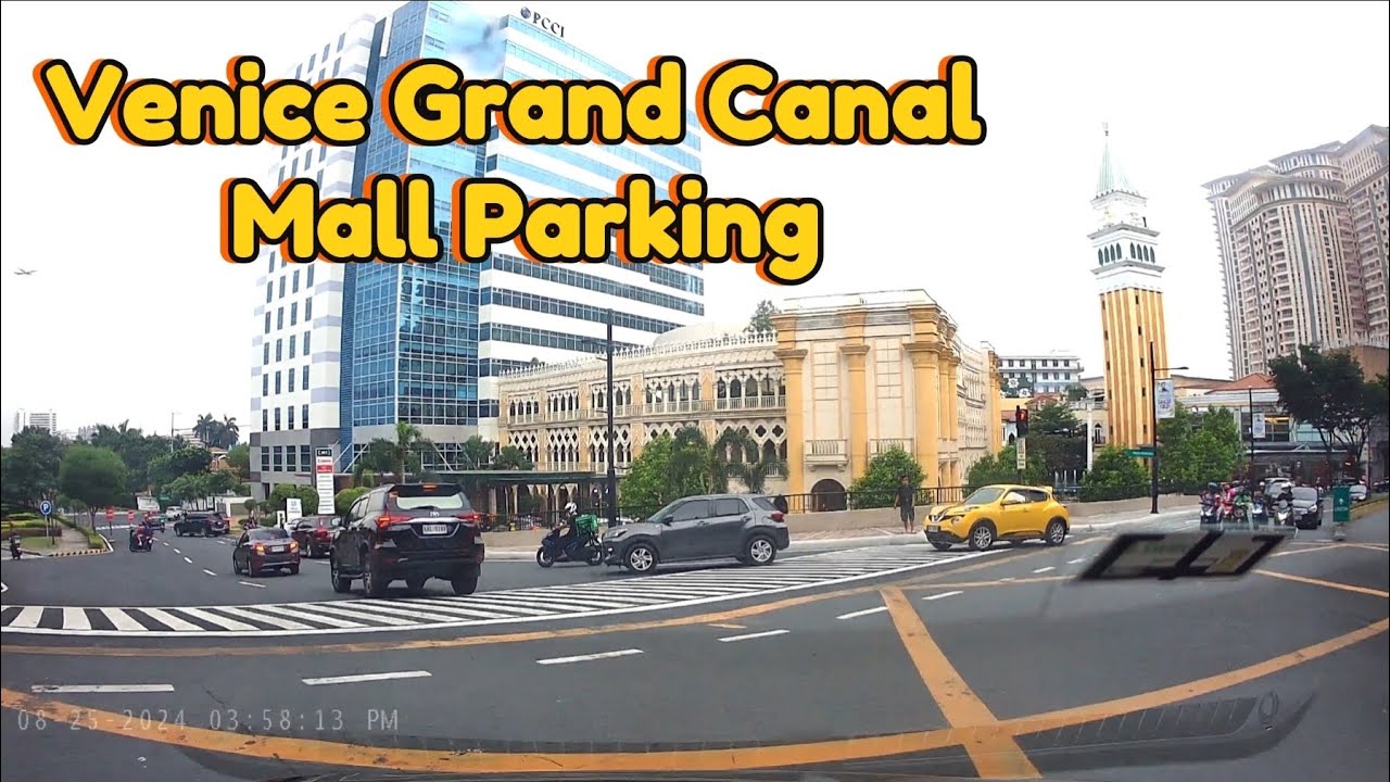 Venice Grand Canal Mall Parking