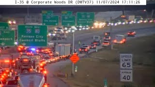 Thursday multi-vehicle crash on I-35 leaves 1 in critical condition, 2 others in serious condition Wealth